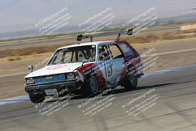 media/Oct-01-2022-24 Hours of Lemons (Sat) [[0fb1f7cfb1]]/10am (Front Straight)/